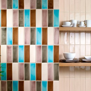 Acheter un environnement de mosaïque chic de bon bain. Mosaïques de qualité. Achetez le trottoir ambiant de cadre.